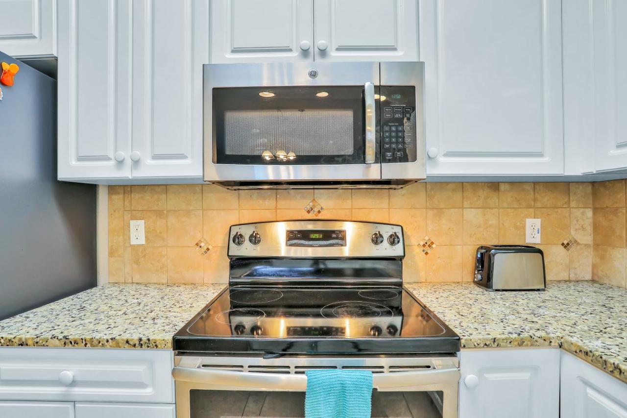 Bethune Beach Oceanwalk Condos מראה חיצוני תמונה